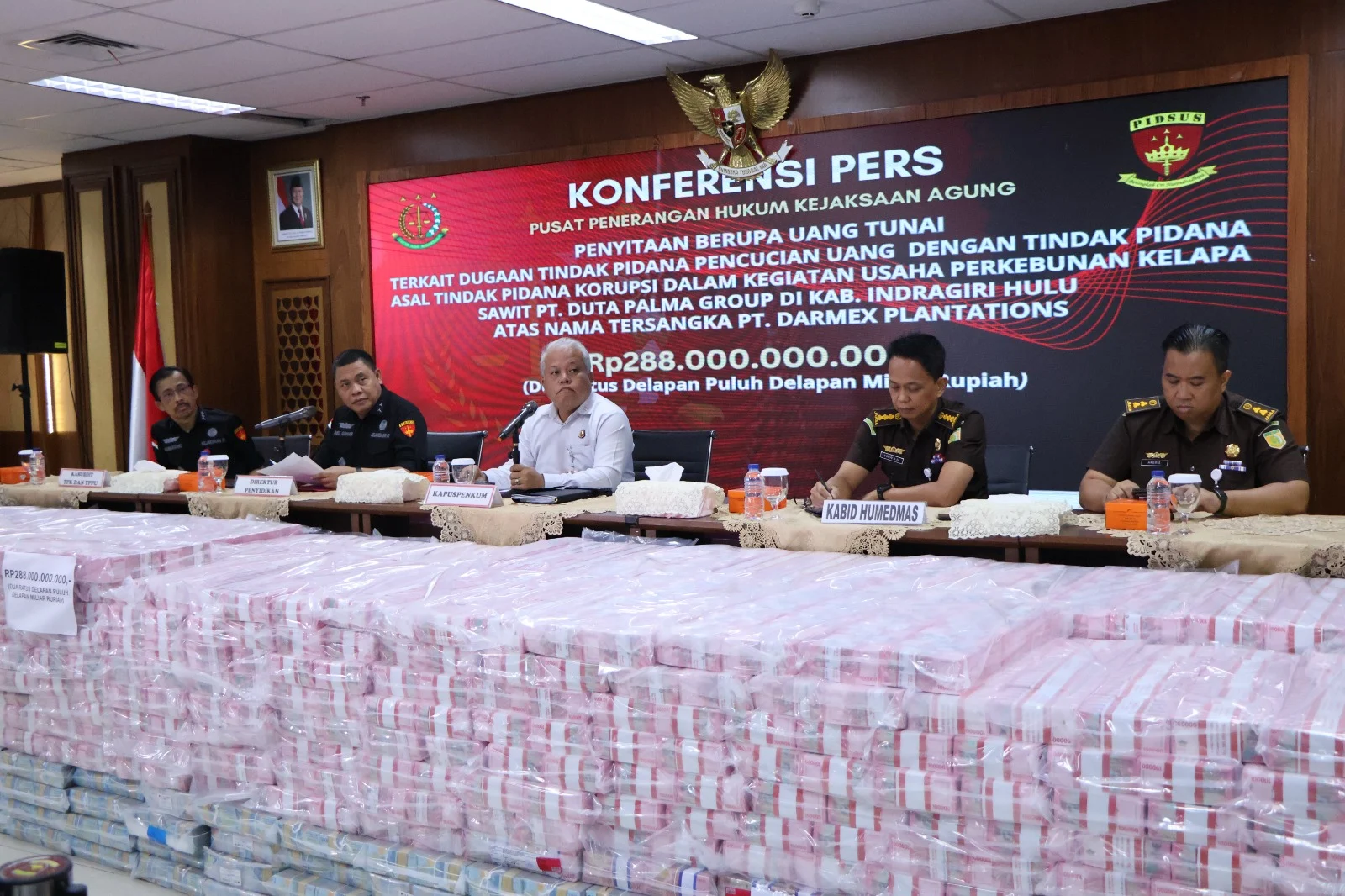 KPK Sita Rp95 Juta Uang Tunai dalam Penggeledahan Kasus Korupsi Bupati Tulungagung
