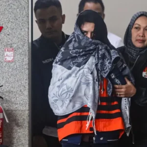 KPK Temukan 9 Kotak Jam Tangan Mewah dari Rumah Fadia Arafiq, Tapi yang Disita Hanya 5