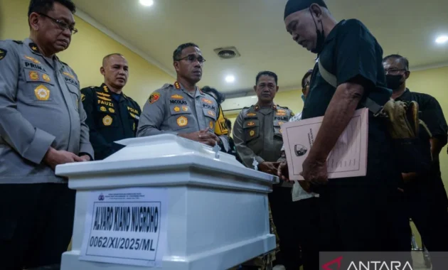 Kriminal kemarin, PPSU ditusuk hingga pembentukan Tim Pemburu Begal
