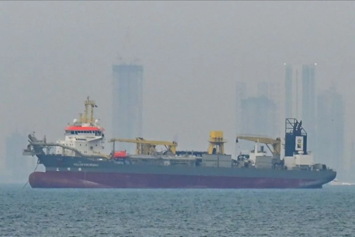 Krisis Laut Hormuz: 29 Serangan Kapal Sipil & Iran Sita Kapal Keamanan China di Tengah KTT Trump‑Xi