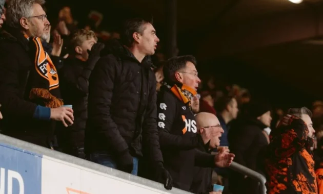 Krisis Play‑off Eredivisie di Volendam: Harry Styles, Bentrokan Suporter, dan Dampak Internasional Krisis Play‑off Eredivisie di Volendam: Harry Styles, Bentrokan Suporter, dan Dampak Internasional
