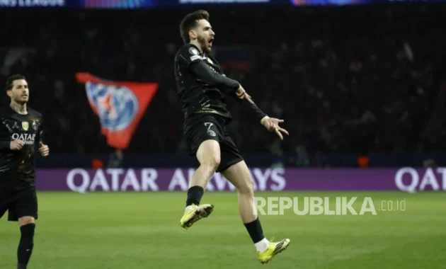Kvaratskhelia Yakin PSG Mampu Sikat Arsenal dan Pertahankan Gelar Liga Champions