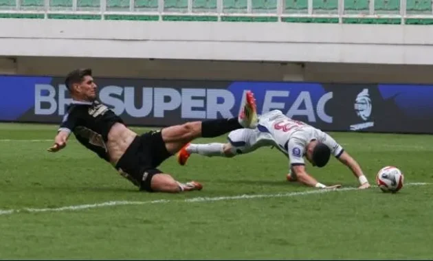 Laga Penentu: Thun vs Lugano di Puncak Super League, Stadion Baru & Impian Eropa Laga Penentu: Thun vs Lugano di Puncak Super League, Stadion Baru & Impian Eropa