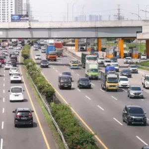 Lonjakan Arus Mudik Libur Panjang Tembus 196 Ribu Kendaraan, Arah Trans Jawa Paling Padat