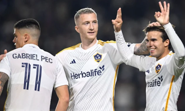 Mahmoud Dahoud Siap Ikuti Jejak Marco Reus, Beckham Kembali, dan LA Galaxy Gencar Memperkuat Warisan Klub Amerika Mahmoud Dahoud Siap Ikuti Jejak Marco Reus, Beckham Kembali, dan LA Galaxy Gencar Memperkuat Warisan Klub Amerika