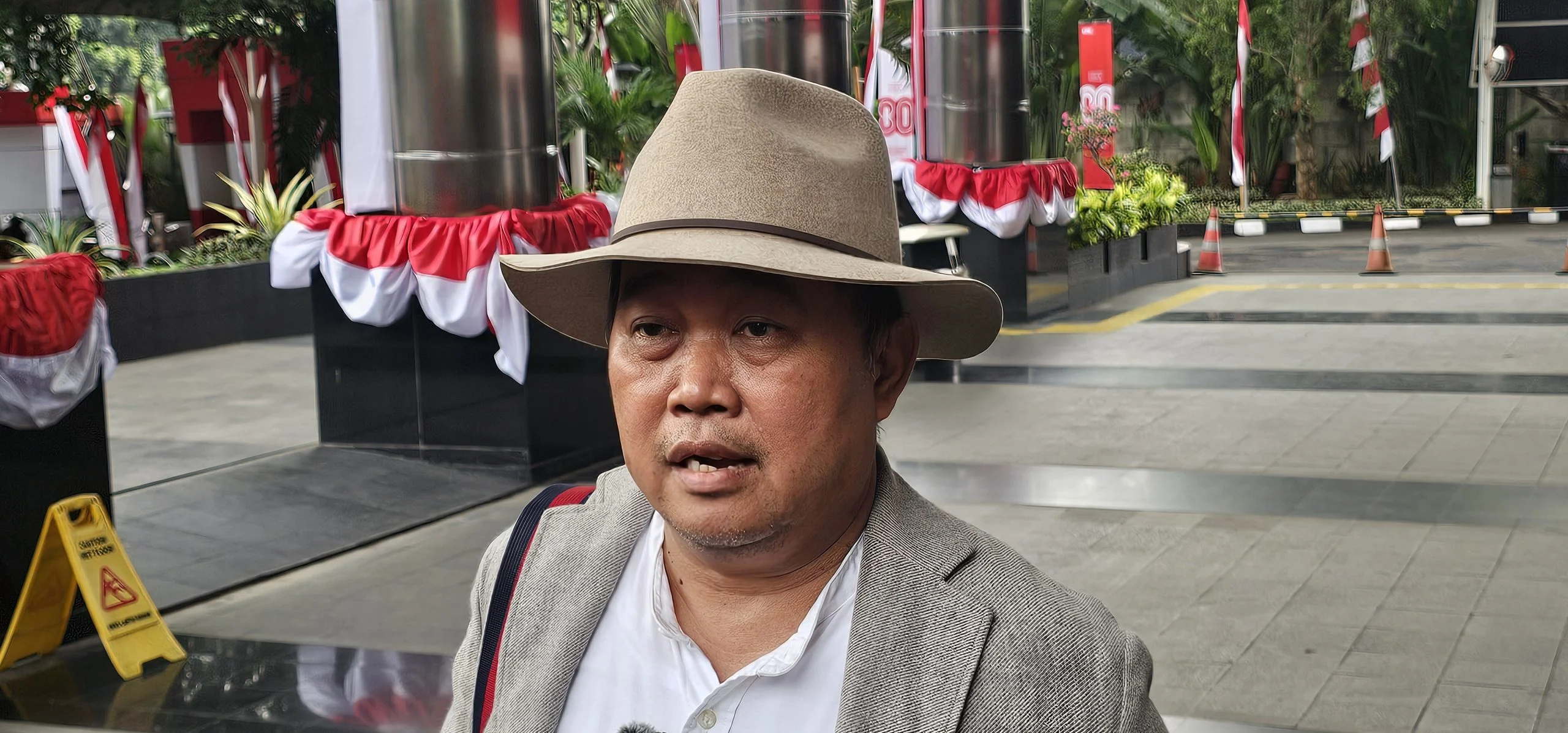 MAKI Kritik KPK Soal Lambat Tangani Dugaan Korupsi Jalan Mempawah