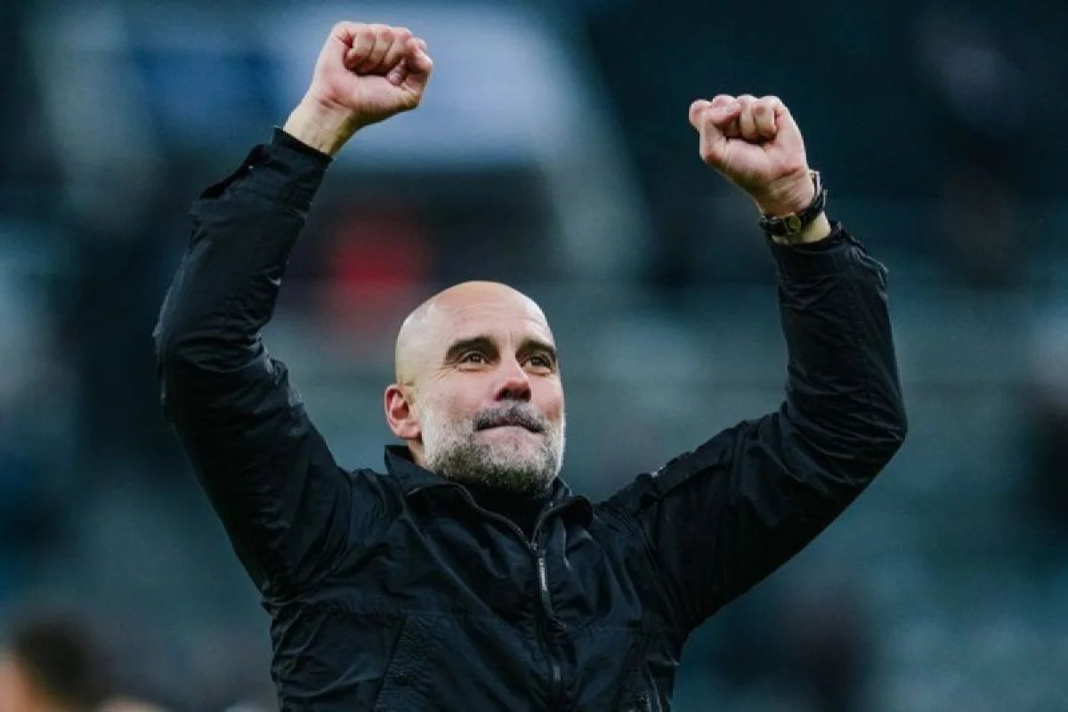 Manchester City Akan Buat Patung untuk Pep Guardiola