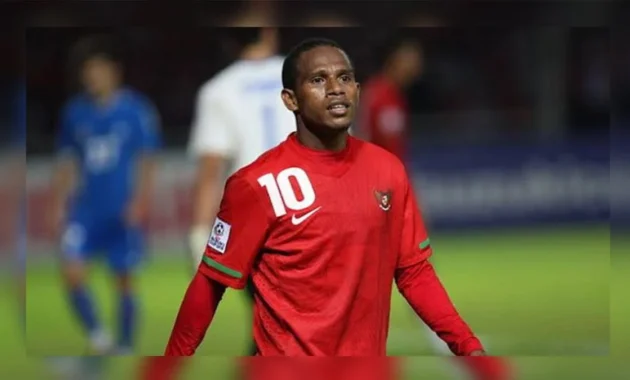 Mantan Bintang Timnas Indonesia, Oktovianus Maniani, Kembali ke Lapangan sebagai Pelatih: Kisah Kebangkitan yang Menginspirasi Mantan Bintang Timnas Indonesia, Oktovianus Maniani, Kembali ke Lapangan sebagai Pelatih: Kisah Kebangkitan yang Menginspirasi