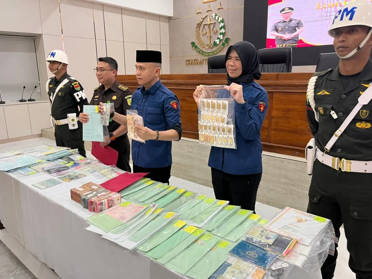 Mantan Gubernur Lampung Arinal Djunaidi Jadi Sorotan: Resmi Tersangka Korupsi Rp 271 Miliar & Hadirkan Pakar Hukum di Sidang Praperadilan