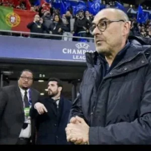 Maurizio Sarri Resmi Tinggalkan Kursi Pelatih Lazio