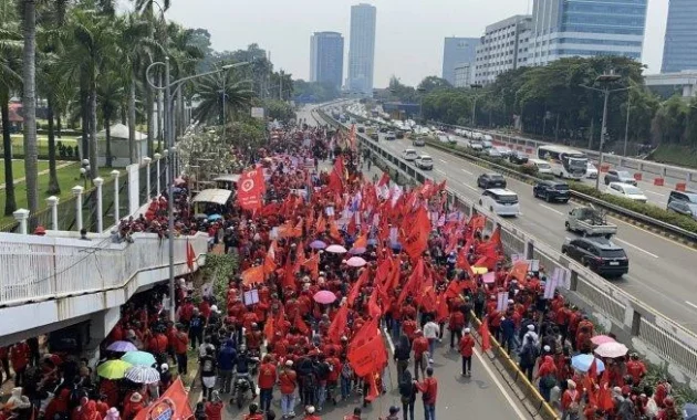 May Day 2026: Ribuan Buruh Rayakan Solidaritas, Sementara 101 Tersangka Perusuh Ditangkap