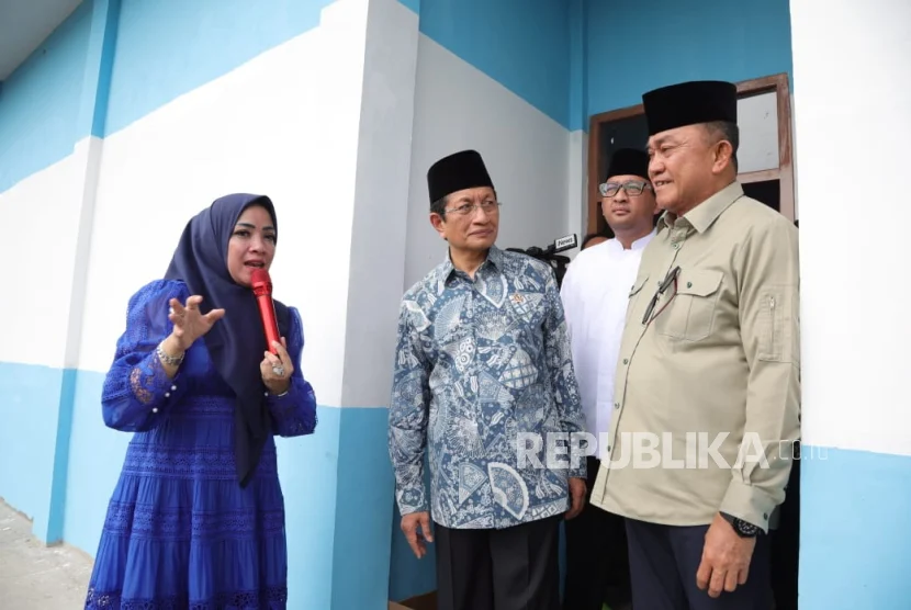 Menag Resmikan Dapur MBG Karawang Milik Yayasan Garuda Indonesia