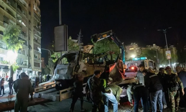 Mencekam! Israel Gempur Kota Tyre, Warga Dipaksa Evakuasi Paksa—Ribuan Terserang di Lebanon Selatan