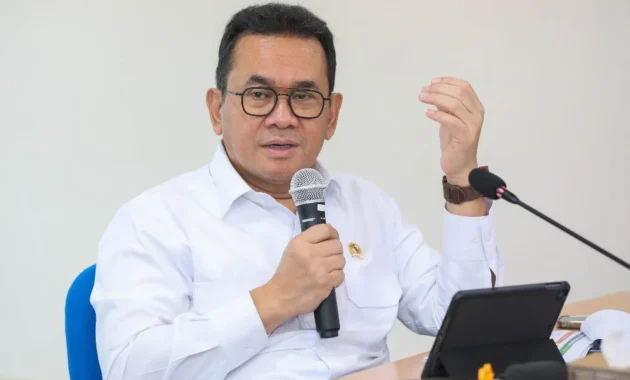 Mendag Budi Santoso Usulkan Solusi Adil untuk Penjual dan Platform Lokapasar Mendag Budi Santoso Usulkan Solusi Adil untuk Penjual dan Platform Lokapasar