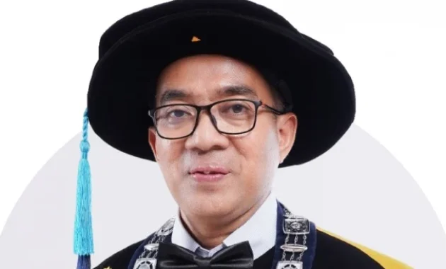 Mendiktisaintek Brian Yuliarto Dalami Dugaan Pemalsuan Riset 'Demi Jalan-jalan Gratis' ke Denmark Mendiktisaintek Brian Yuliarto Dalami Dugaan Pemalsuan Riset 'Demi Jalan-jalan Gratis' ke Denmark