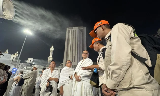 Menhaj Apresiasi Petugas Layani Jamaah Sehingga Lansia Bisa Beribadah