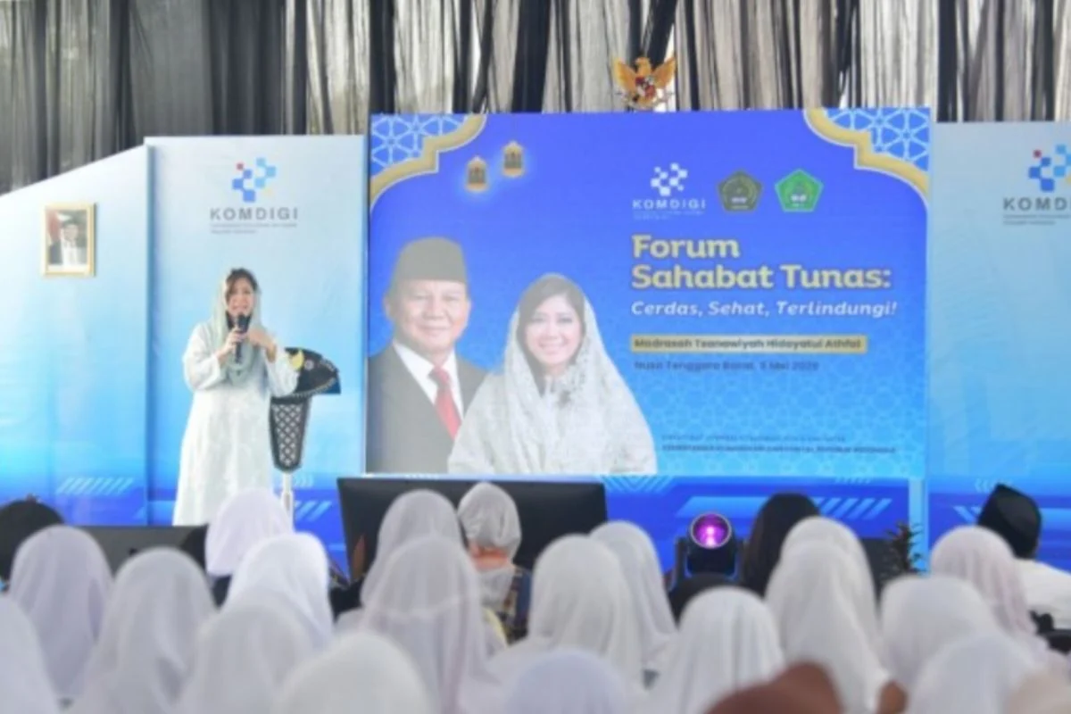 Menkomdigi Tekankan Urgensi Bangun Kesadaran Digital Sejak Dini