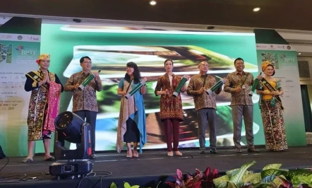 Menpar Dorong BBTF Perluas Kerja Sama Pariwisata Nasional Menpar Dorong BBTF Perluas Kerja Sama Pariwisata Nasional
