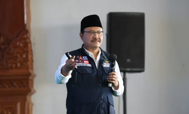 Mensos Gus Ipul Ungkap Anggaran Sepatu Sekolah Rakyat, Tegaskan Tidak Ada Korupsi