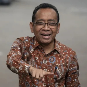Menteri Lingkungan Jumhur Hidayat Gencar Dorong Aksi Lokal: Rekam Jejak yang Membawa Indonesia ke Puncak Biodiversitas