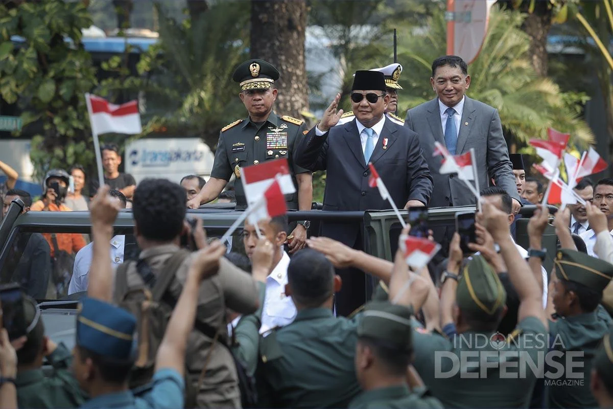 Menteri Perang AS Minta Masuk dan Melintas Indonesia, Menhan Sjafrie Lapor ke Presiden Sebagai Panglima Tertinggi TNI