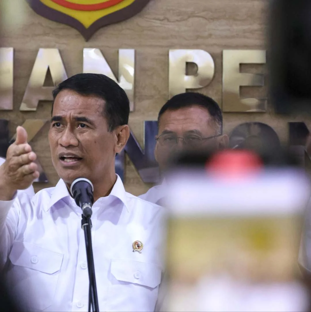 Menteri Pertanian Amran Gencarkan Aksi Tegas: Dari Penindakan Korupsi hingga Revokasi Izin Pupuk