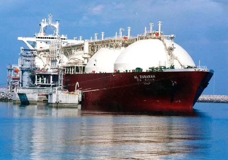 Menyusul Krisis Energi Global, Jepang Terima Pengiriman Minyak Pertama lewat Selat Hormuz Sementara Harga Minyak Merosot dan Industri Kuliner Lokal Manfaatkan Minyak Kelapa