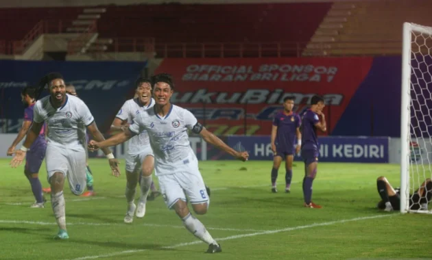 Minim Determinasi, Arema FC Tumbang dari Persik Kediri 2-3