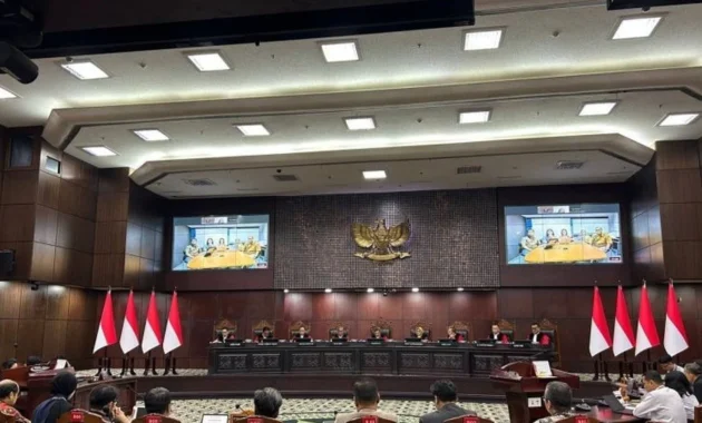 MK Dengar Keterangan ADI Terkait Kesejahteraan Dosen