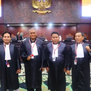MK Dengar Keterangan DPR dan Presiden Terkait Uji Materiil UU Polri