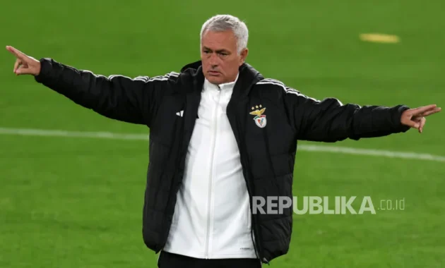 Mourinho Kembali, Real Madrid Buka Pintu Besar untuk Transformasi Total Mourinho Kembali, Real Madrid Buka Pintu Besar untuk Transformasi Total