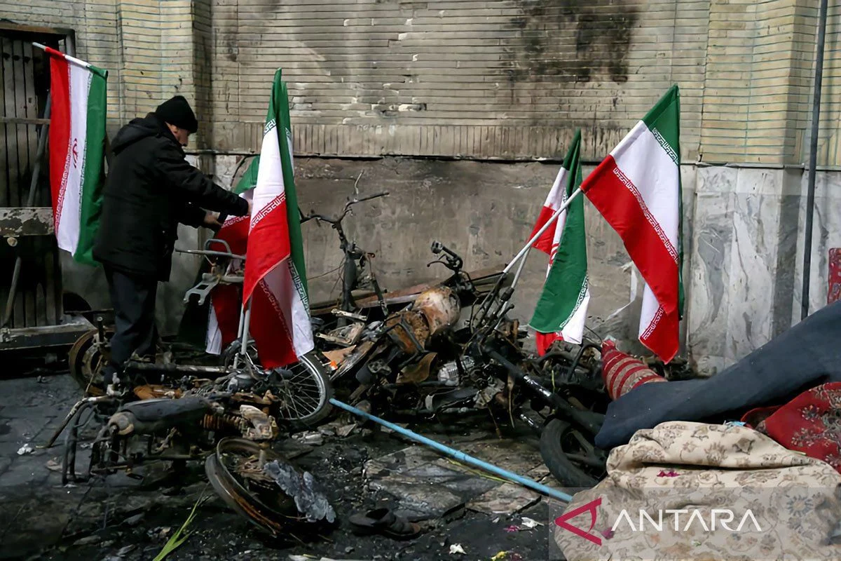 Mungkinkah Serangan Terbaru ke UEA Picu Perang Arab‑Iran? Analisis Pakar Militer