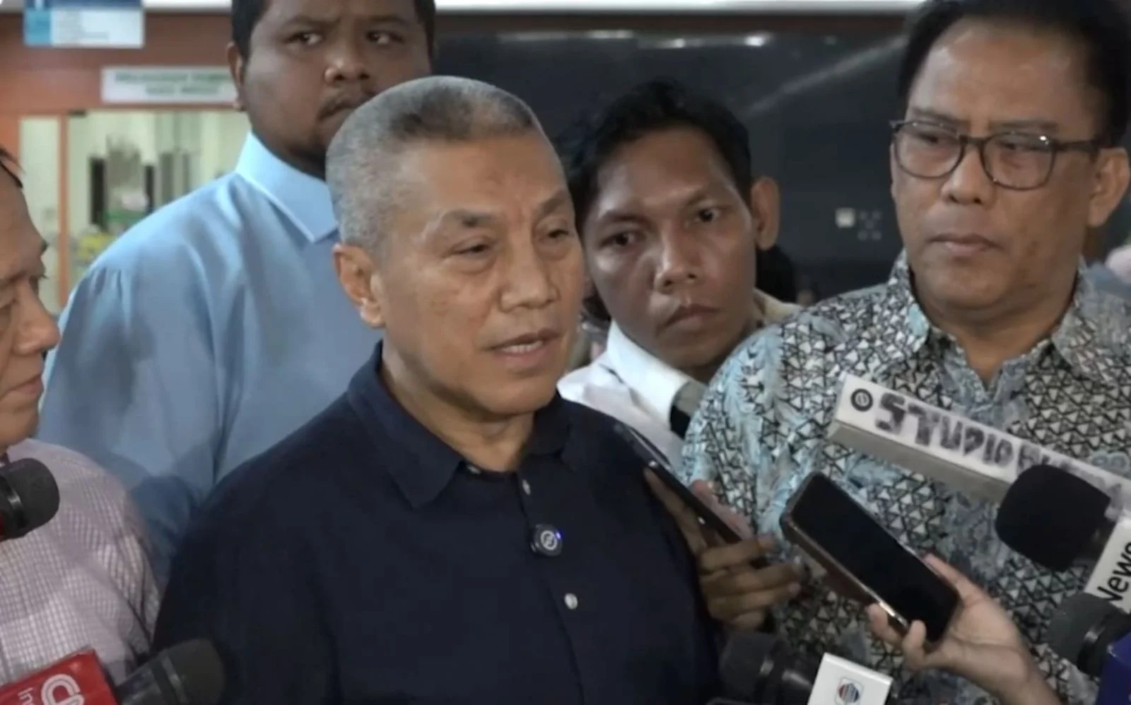 Nadiem Makarim Minta Status Tahanan Kota Karena Alasan Kesehatan