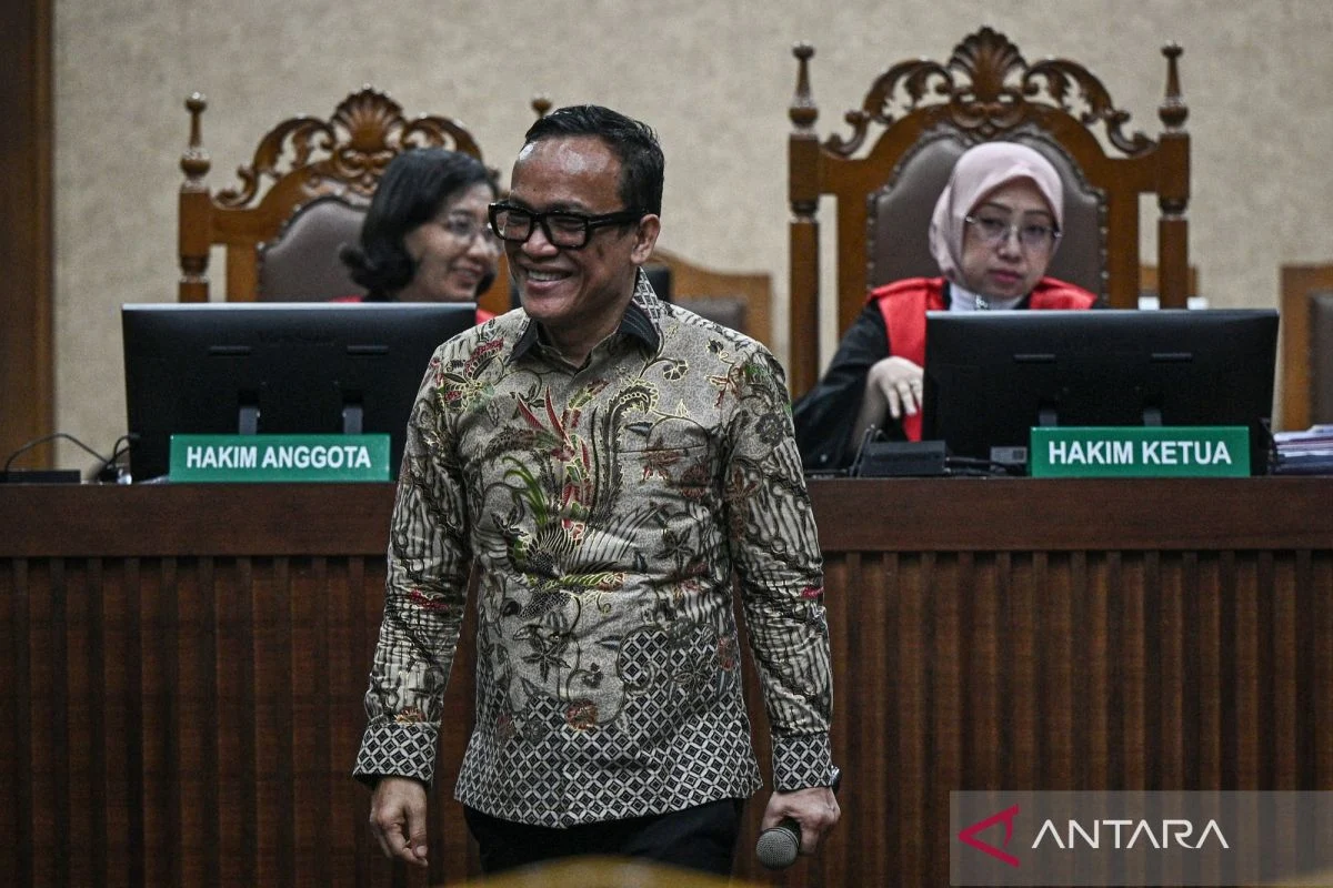 Noel sebut dugaan aliran dana K3 ke eks Menaker Ida urusan penyidik