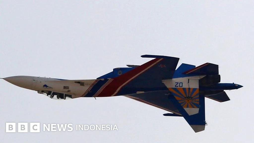 Nyaris Tabrakan, Jet Tempur Rusia Cegat Pesawat Mata-mata Inggris dalam Jarak 6 Meter