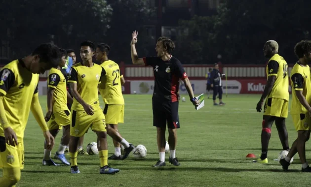 Paul Munster Tetap Latih Bhayangkara FC Musim Depan