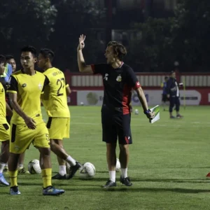 Paul Munster Tetap Menangani Bhayangkara FC di Musim Depan