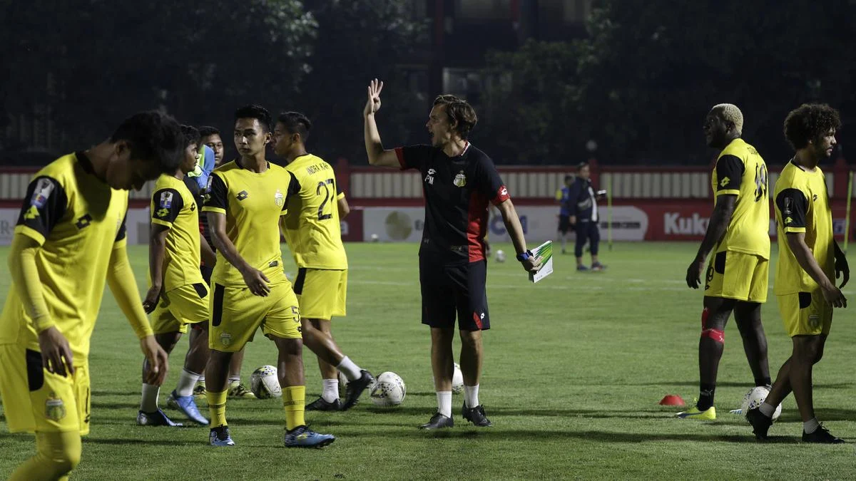 Paul Munster Tetap Menangani Bhayangkara FC di Musim Depan
