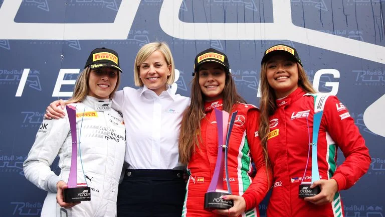 Pegadaian Dukung Kartini Race 2026, Dorongan Baru untuk Pemberdayaan Perempuan di Dunia Motorsport Indonesia