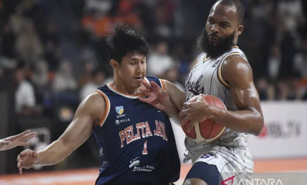 Pelita Jaya lolos dari jerat Tangerang Hawks pada pekan akhir IBL 2026