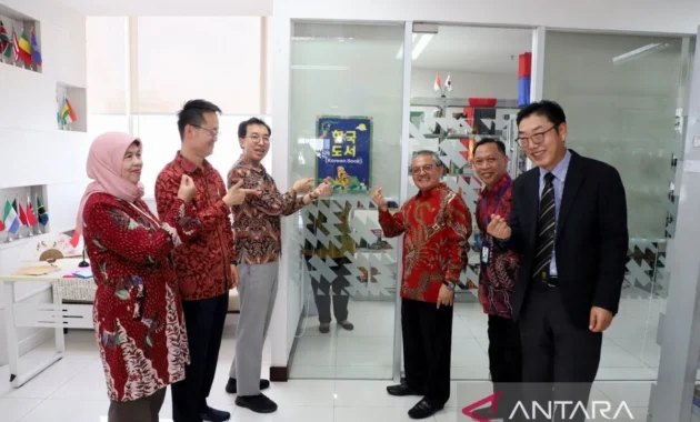 Pemerintah Korea Hibahkan 150 Buku Berbahasa Korea ke Perpustakaan Nasional