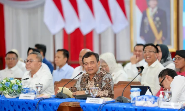 Pemerintah Siapkan Resmi 1.061 Koperasi Merah Putih di Jawa Tengah dan Jawa Timur Pemerintah Siapkan Resmi 1.061 Koperasi Merah Putih di Jawa Tengah dan Jawa Timur