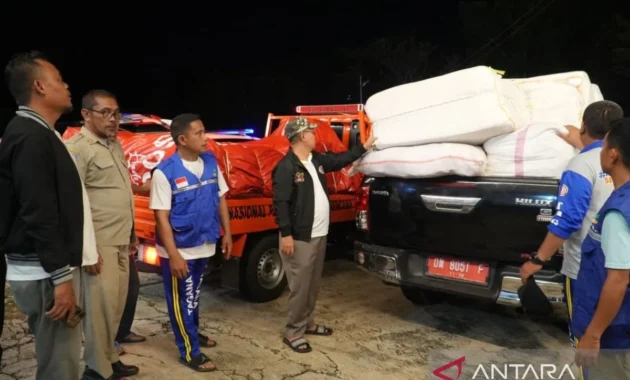 Pemkab Gorontalo Utara Kerahkan Bantuan ke Lokasi Banjir Pemkab Gorontalo Utara Kerahkan Bantuan ke Lokasi Banjir