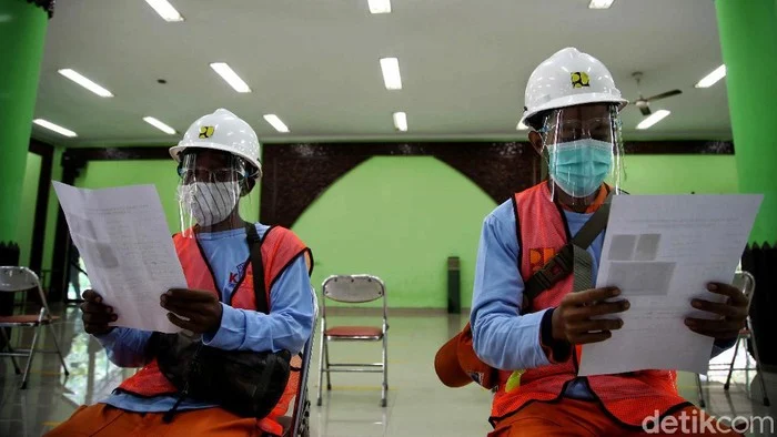 Pemkot Jakarta Selatan Tingkatkan Keselamatan Kerja Petugas PPSU