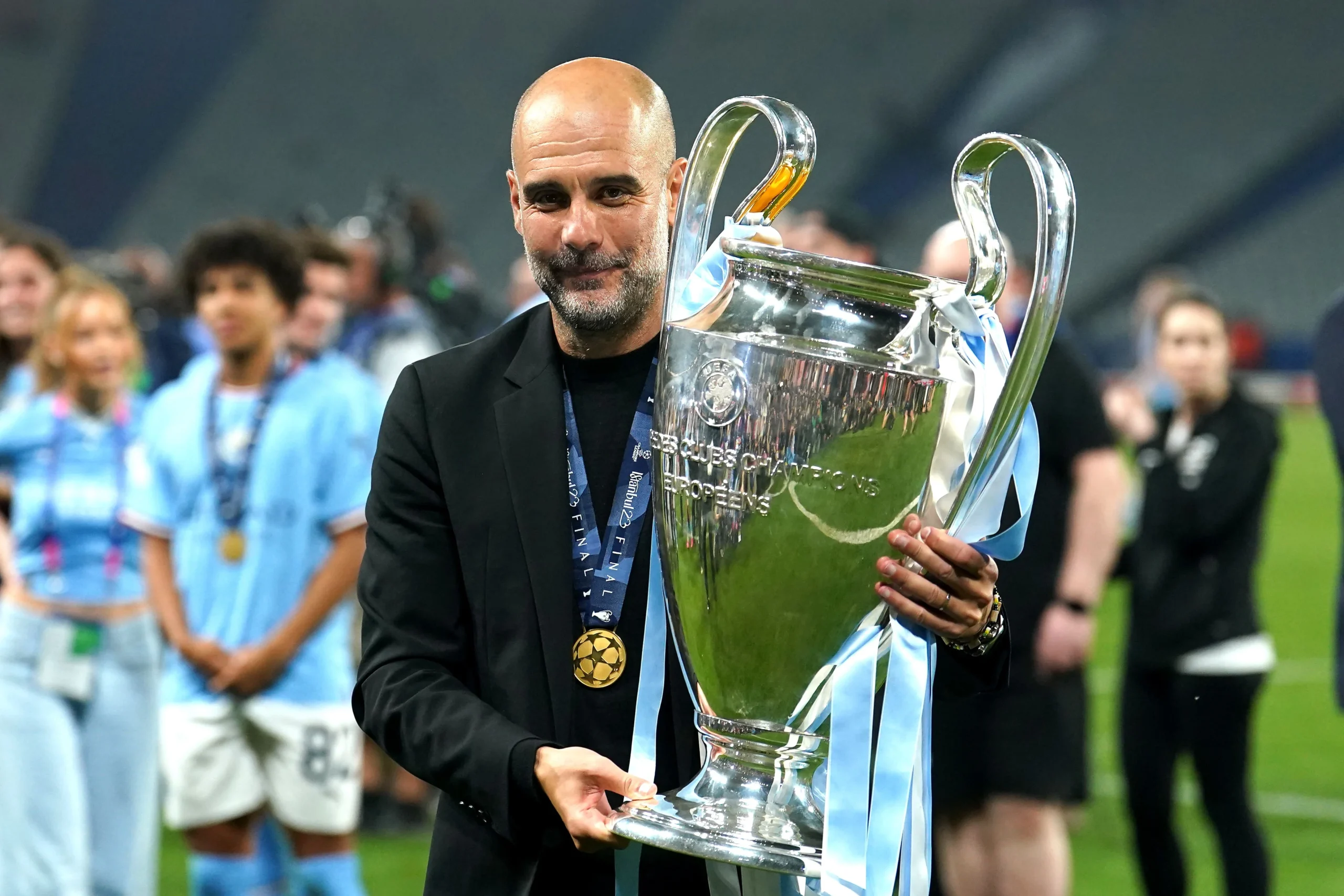 Pep Guardiola Redam Euforia Treble: Pengunduran Diri, Dakwaan Finansial, dan Masa Depan Manchester City