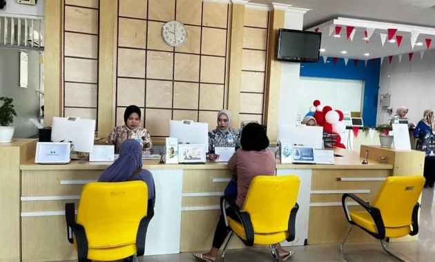 Perluas Akses Pembiayaan, Prabowo Instruksikan Bunga Kredit Keluarga Prasejahtera di Bawah 9 Persen