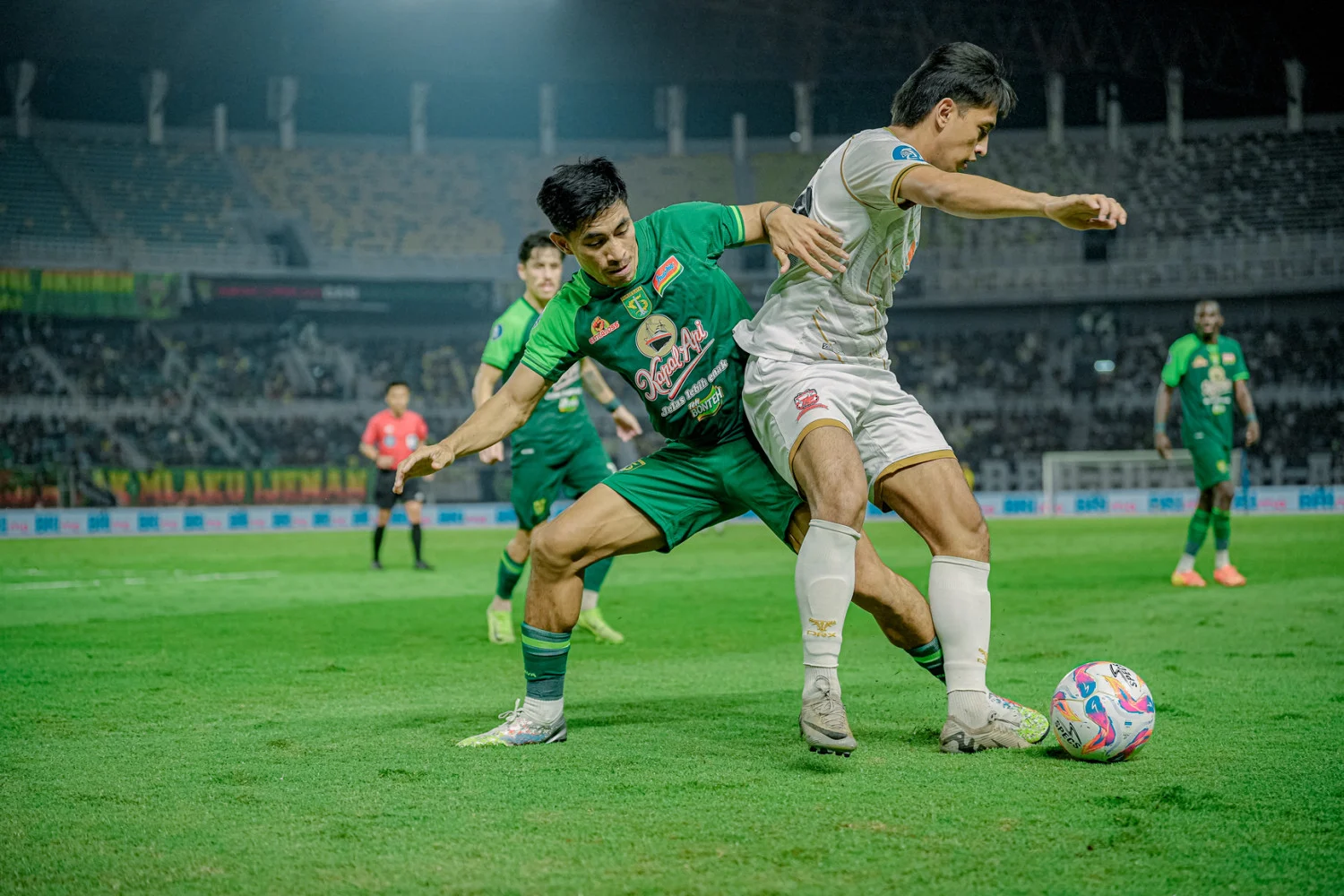 Persebaya vs Madura United: Pertarungan Sengit Menanti di BRI Super League