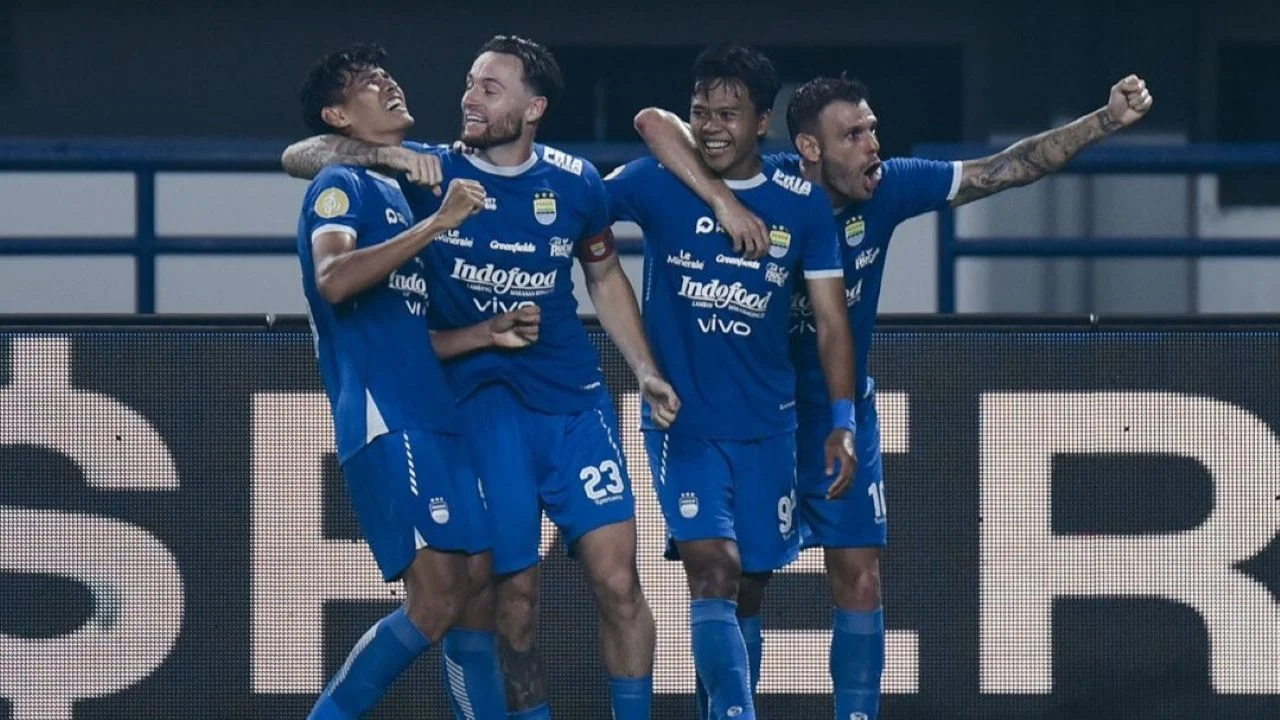 Persib Bandung Di Ambang Sejarah: Juara Super League di Pekan Terakhir, Rekor Hattrick Siap Terpecahkan