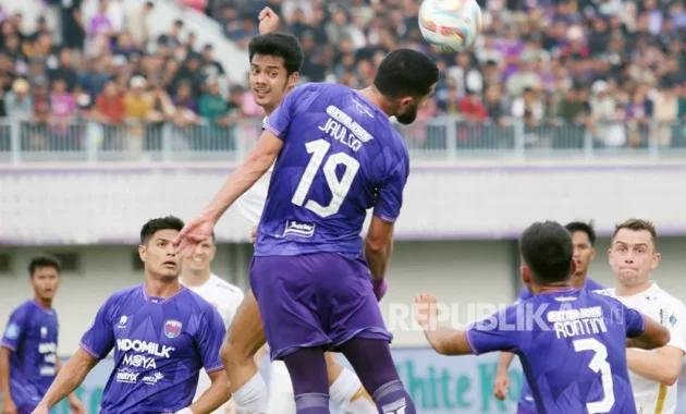 Persita Tangerang Terpuruk: 4 Kekalahan Beruntun Usai Tumbang dari Bali United, Rekor Degradasi Makin Mengkhawatirkan Persita Tangerang Terpuruk: 4 Kekalahan Beruntun Usai Tumbang dari Bali United, Rekor Degradasi Makin Mengkhawatirkan