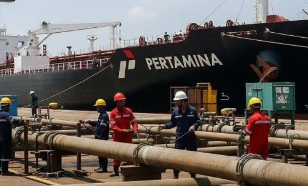 Pertamina Hadapi Tantangan di Selat Hormuz: Kapal Minyak Indonesia Bergabung dalam Upaya Keamanan Maritim Global